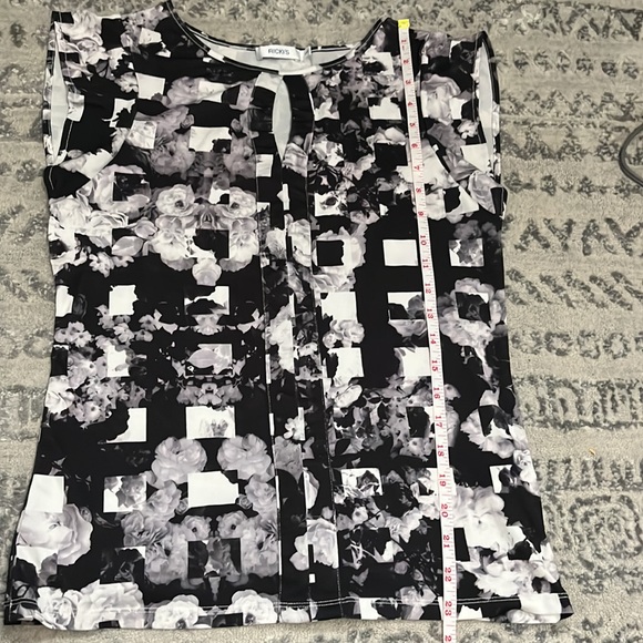 Ricki’s Blouse Size Small - Picture 6 of 6